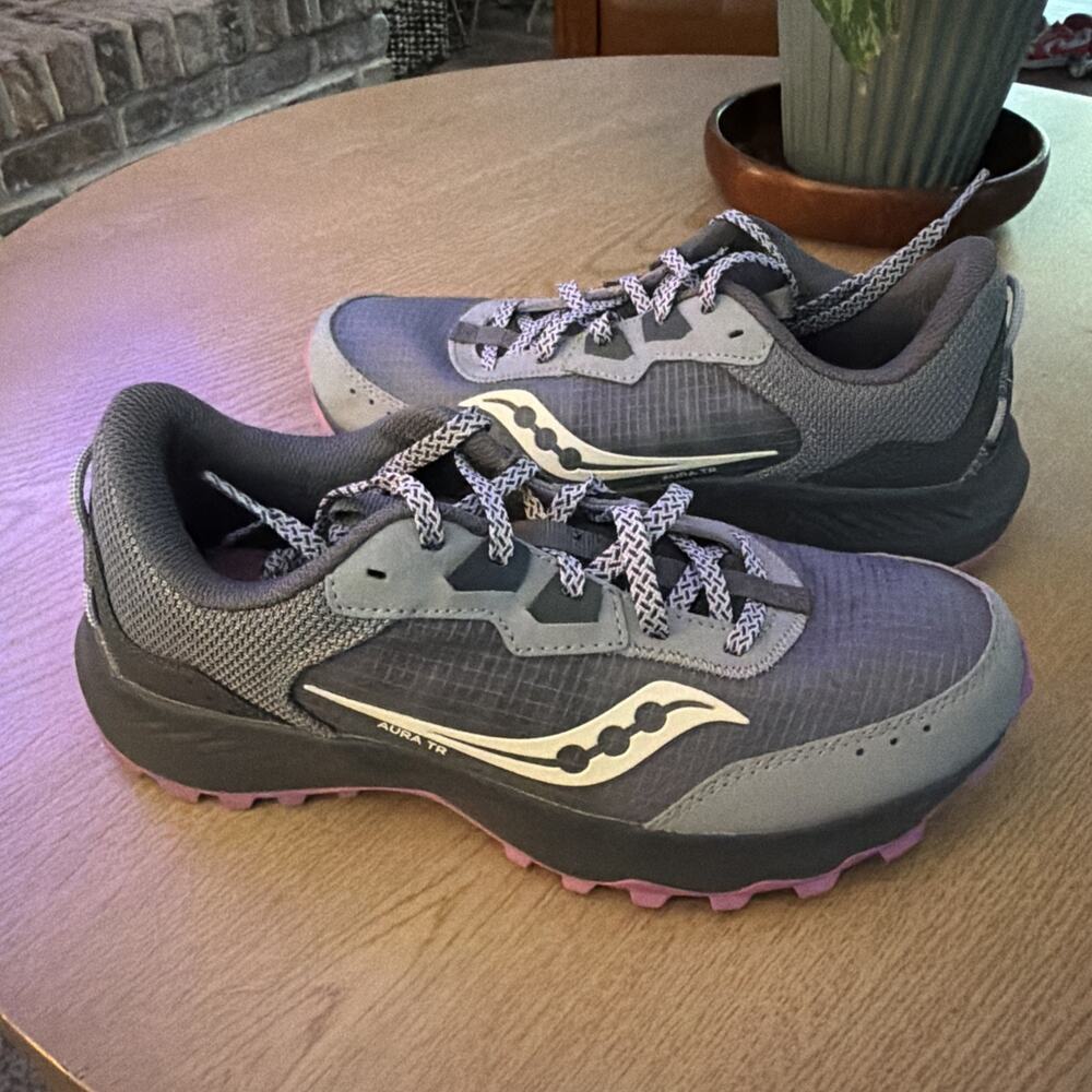 Size 9- Saucony Aura TR Fossil Grape Women’s